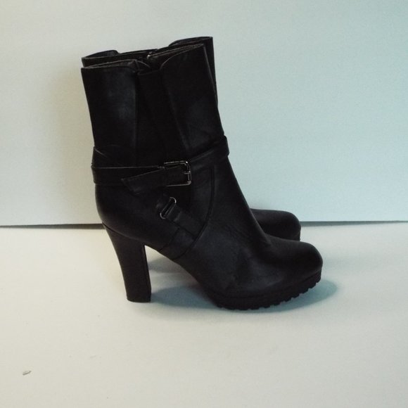 Pre-Owned Lane Bryant Womans Size 10 Wide Black Zip Up Round Toe Ankle Boots - Picture 2 of 10
